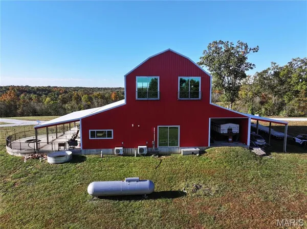 $1,200,000 | 555 Morning Star Circle, Perryville, MO 63775