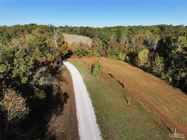 $1,200,000 | 555 Morning Star Circle, Perryville, MO 63775