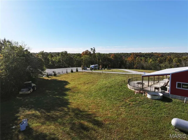 $1,200,000 | 555 Morning Star Circle, Perryville, MO 63775