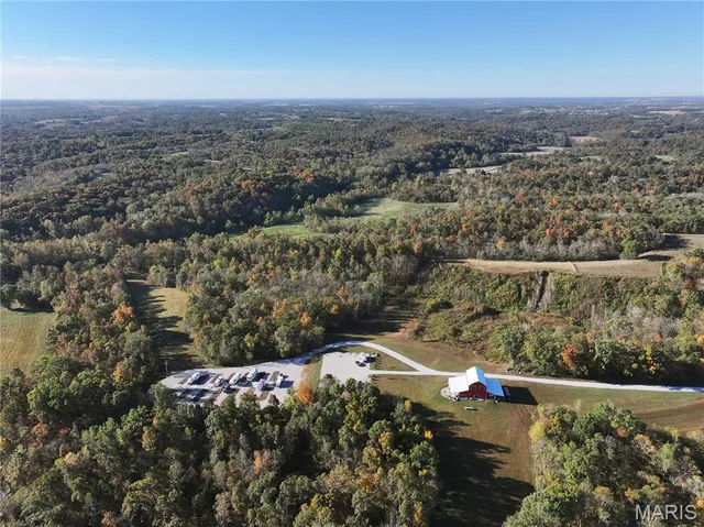 $1,200,000 | 555 Morning Star Circle, Perryville, MO 63775