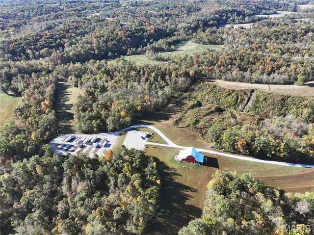 $1,200,000 | 555 Morning Star Circle, Perryville, MO 63775