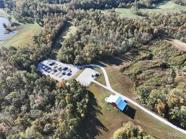 $1,200,000 | 555 Morning Star Circle, Perryville, MO 63775