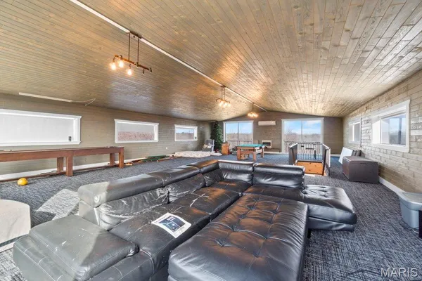 $1,200,000 | 555 Morning Star Circle, Perryville, MO 63775