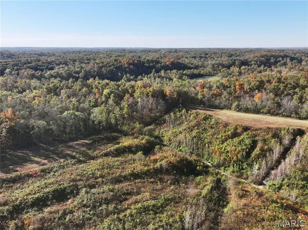 $1,200,000 | 555 Morning Star Circle, Perryville, MO 63775