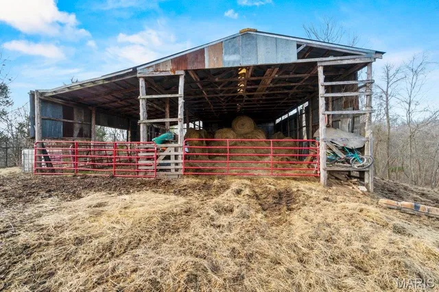 $1,200,000 | 555 Morning Star Circle, Perryville, MO 63775