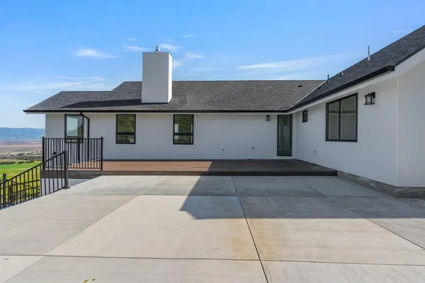 $1,499,000 | 228 Pine Canyon Road, Salinas, CA 93908