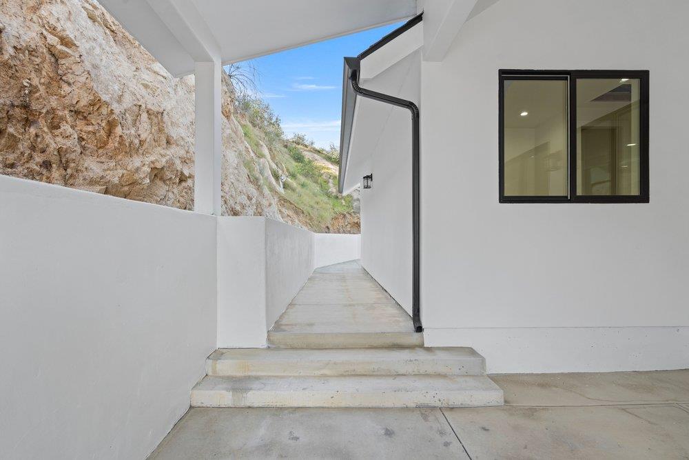 228 Pine Canyon Road Salinas, CA 93908 - Photo 8 of 52