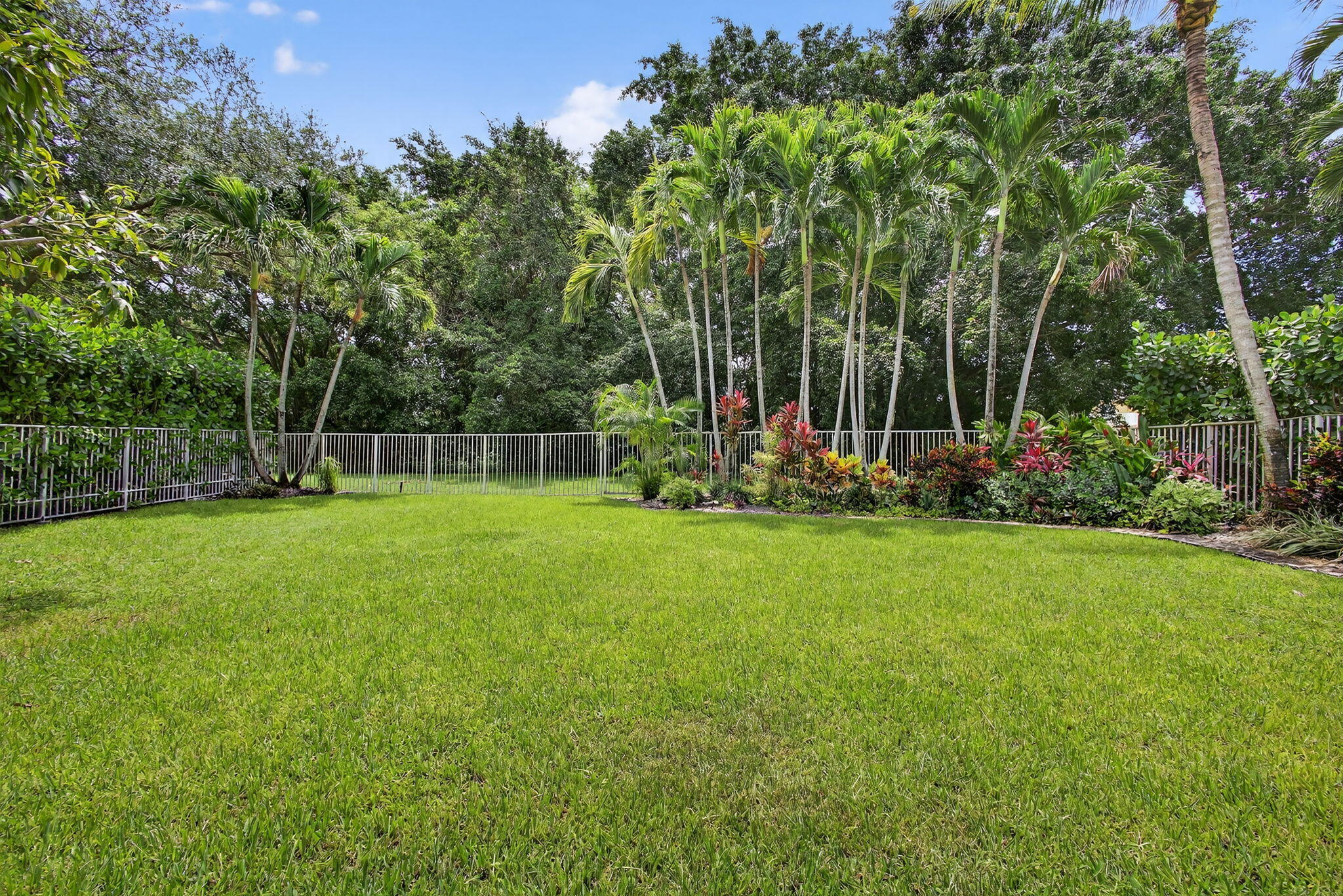 3738 Old Lighthouse Circle, Unit SEASON RENTAL) Wellington, FL 33414 - Photo 79 of 131 79-web-or-mls-BS1A2948