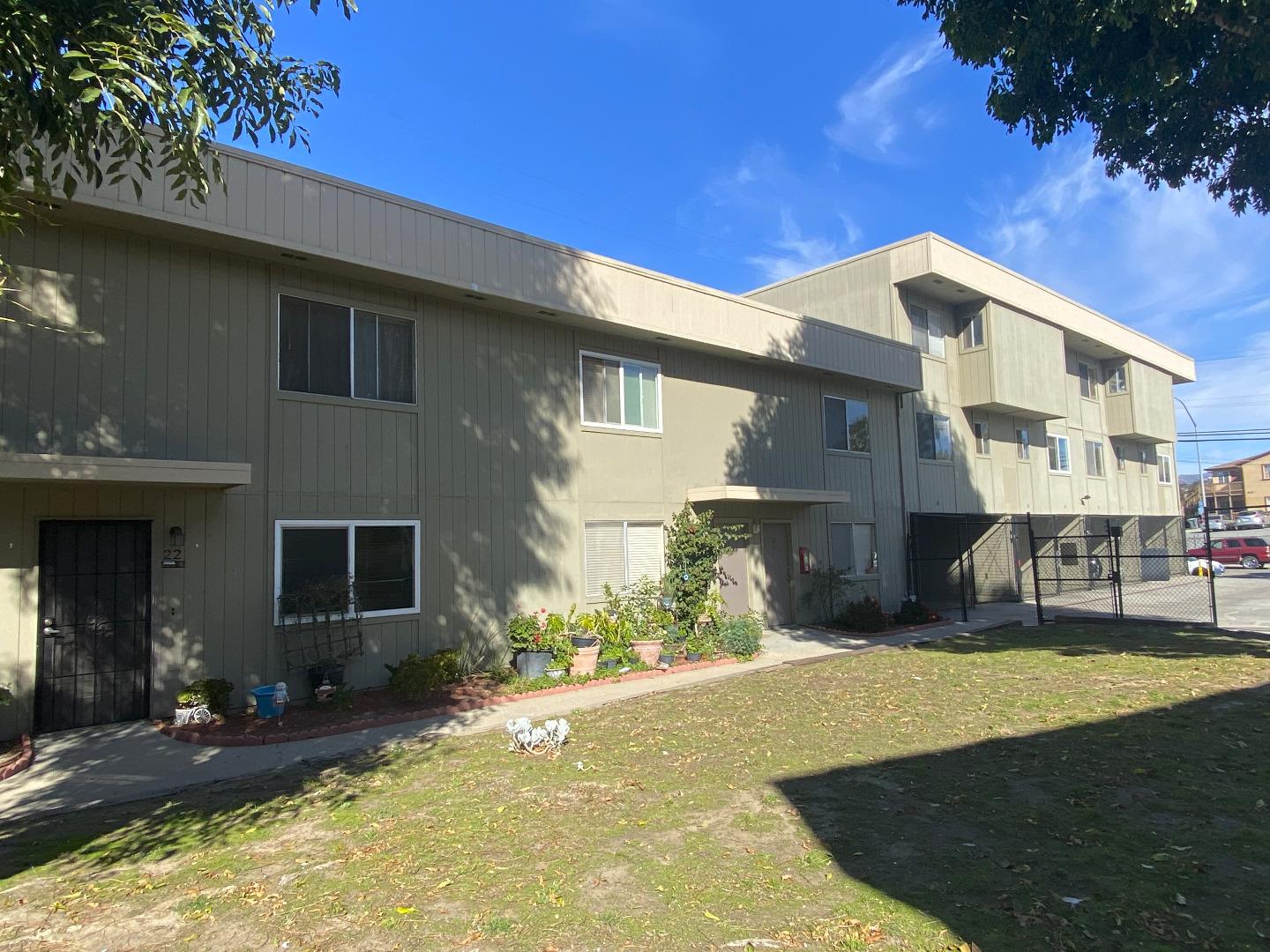 850 Garner Avenue Salinas, CA 93905 - Photo 2 of 7 a front view of a house with a yard