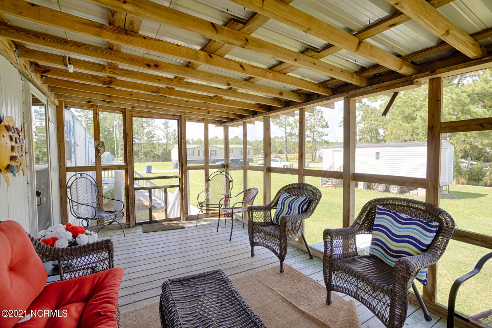 298 Ralph's Road Belhaven, NC 27810 - Photo 23 of 32 23- Screen porch