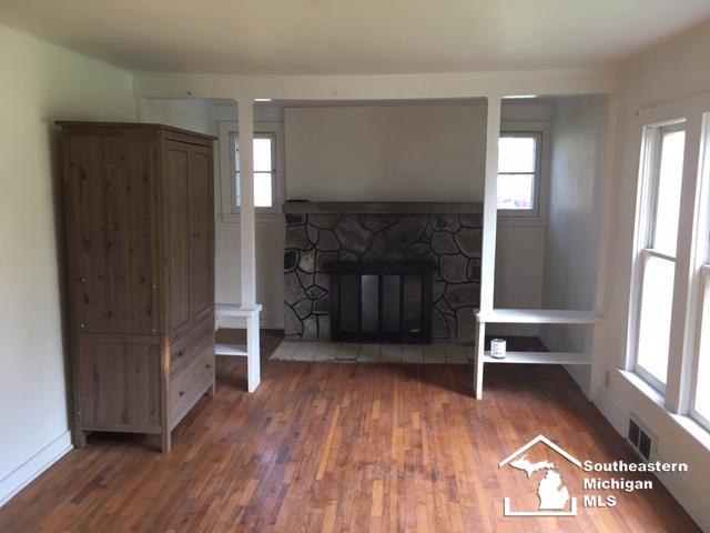 1041 West Temperance Road Temperance, MI 48182 - Photo 2 of 12
