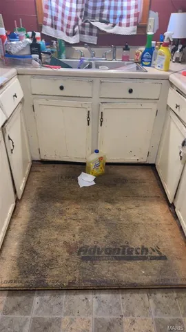 $149,900 | 34 Jana Lane, St. James, MO 65559