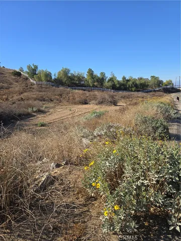 $225,000 | 28706002 Multiview, Perris, CA 92579