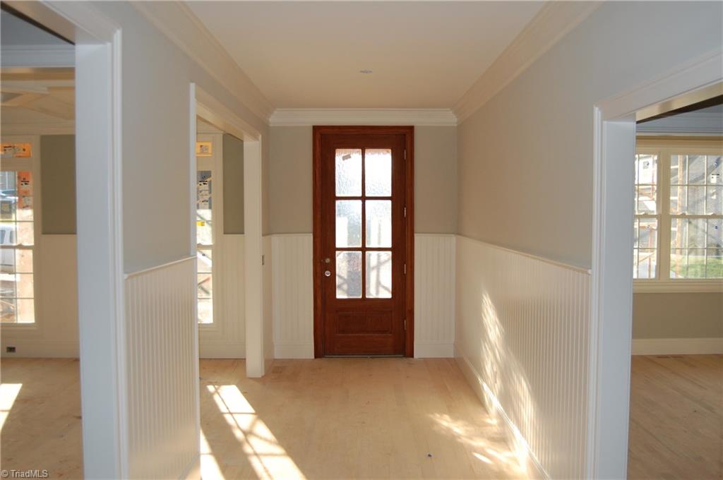 1058 Heron Ridge Road Winston-Salem, NC 27106 - Photo 4 of 20 Gallery Image 4