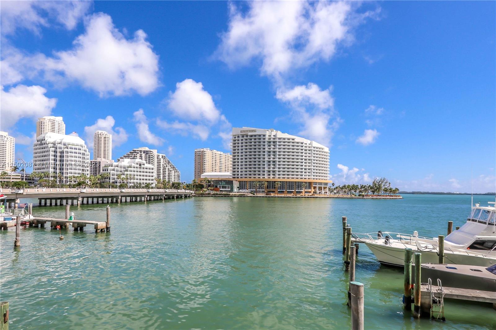 999 Brickell Bay Drive, Unit 1908 Miami, FL 33131 - Photo 20 of 57 a view of a terrace with sitting area
