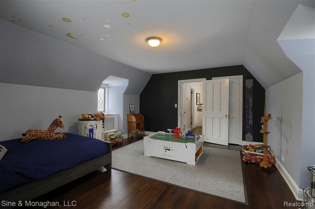 1017 Lake Shore Road Grosse Pointe Shores, MI 48236 - Photo 30 of 55