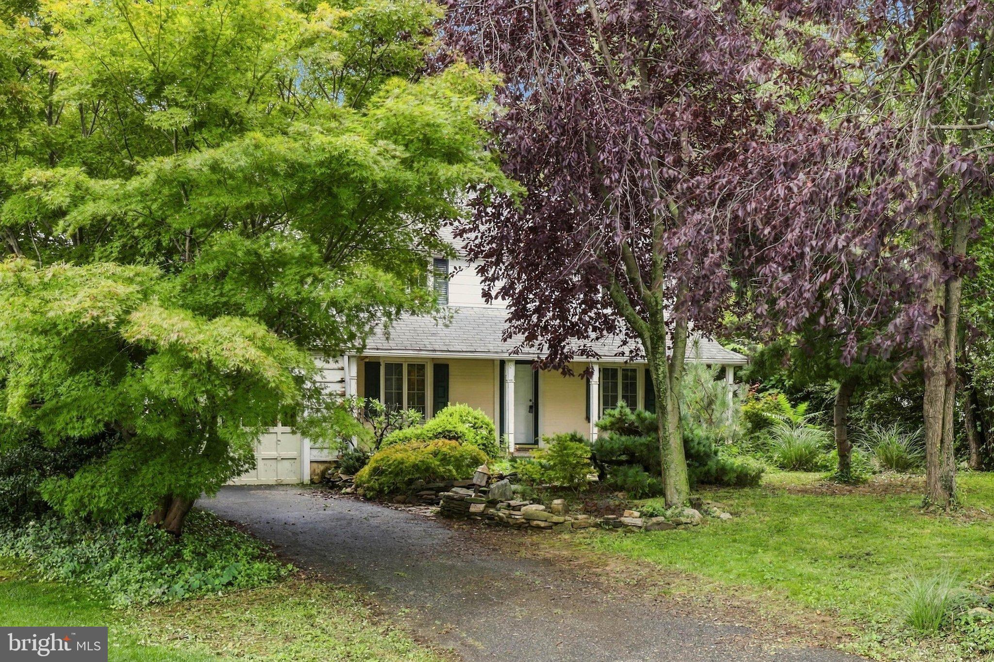 1525 Cedar Road Lancaster, PA 17601 - Photo 2 of 50 Gallery Image 2