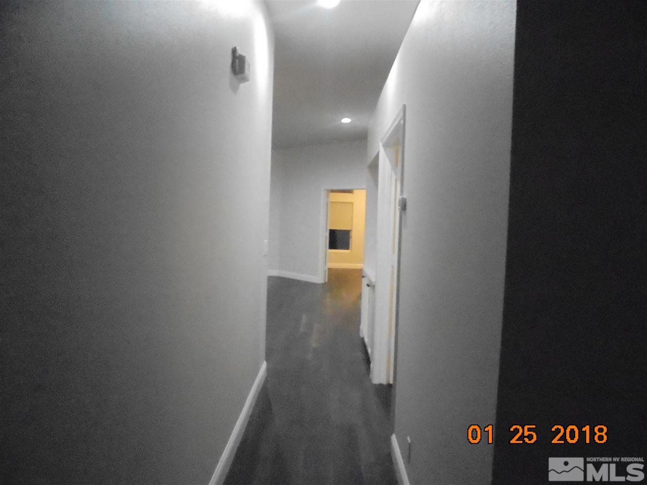 3635 Skyline Boulevard Reno, NV 89509 - Photo 4 of 37 a view of a hallway