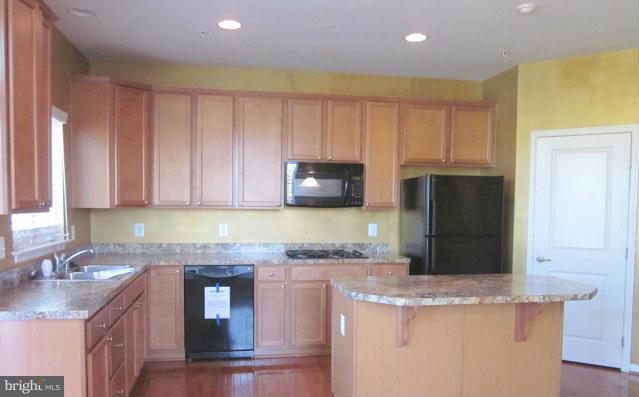 2500 St Marys View Road Accokeek, MD 20607 - Photo 5 of 13 Kitchen