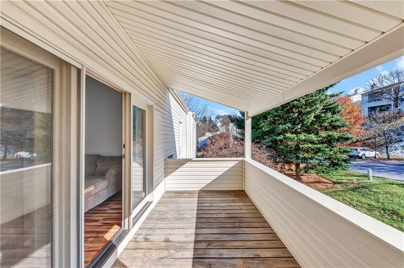1208 Kenzie Road Pittsburgh, PA 15205 - Photo 20 of 25 Deck