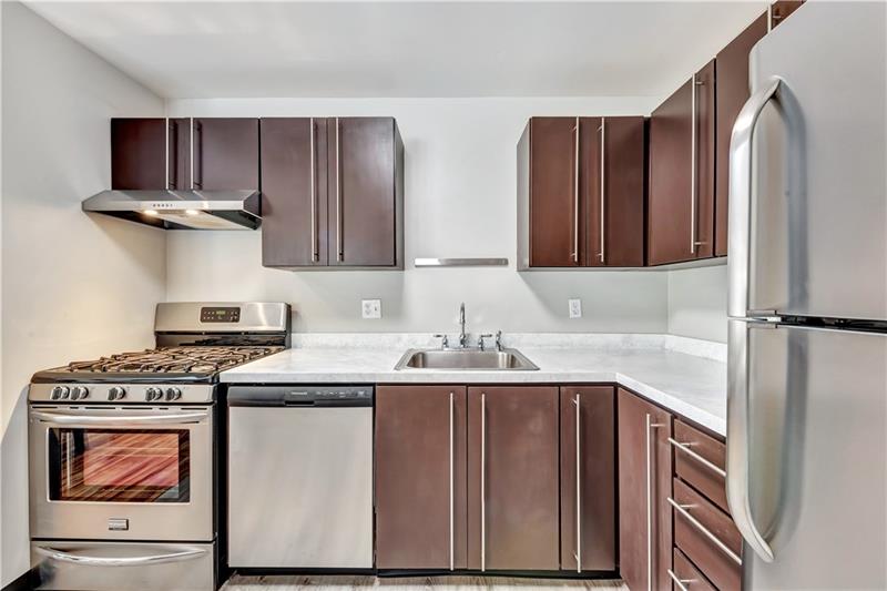 1208 Kenzie Road Pittsburgh, PA 15205 - Photo 7 of 25 Kitchen