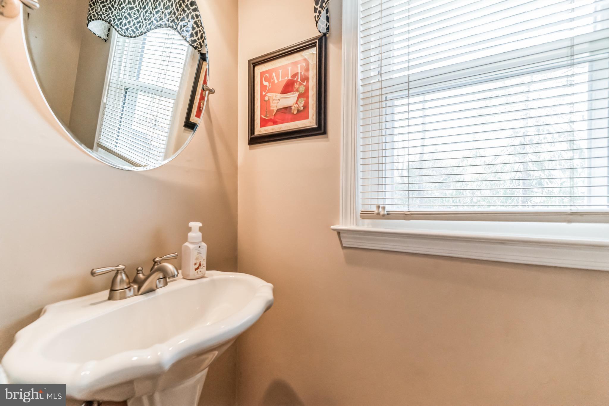8606 Etta Drive Springfield, VA 22152 - Photo 13 of 28