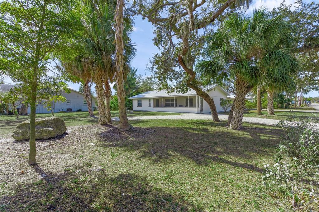 6520 Quonset Road Bradenton, FL 34203 - Photo 3 of 30