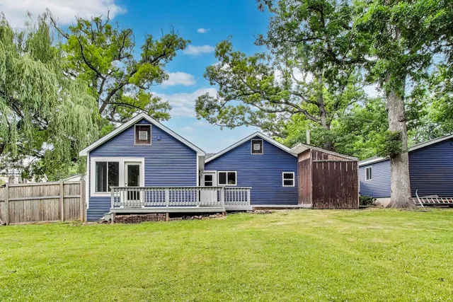 $285,000 | 43173 North Lake Avenue, Antioch, IL 60002