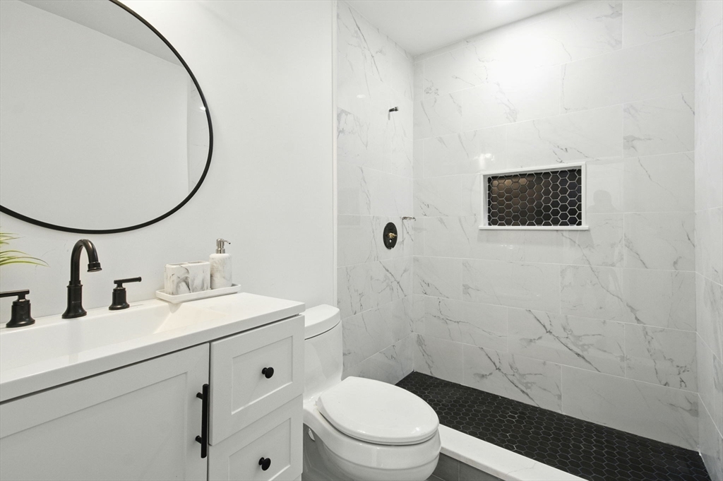 45 Bodwell Street Lawrence, MA 01841 - Photo 14 of 42