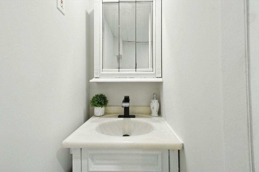 45 Bodwell Street Lawrence, MA 01841 - Photo 29 of 42