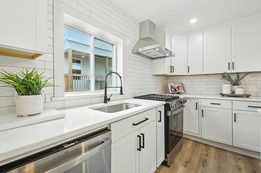 45 Bodwell Street Lawrence, MA 01841 - Photo 6 of 42