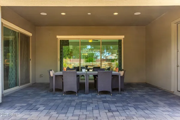 $1,010,000 | 4318 South RedCliffe Drive, Gilbert, AZ 85297