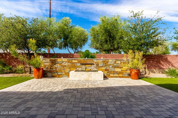 $1,010,000 | 4318 South RedCliffe Drive, Gilbert, AZ 85297