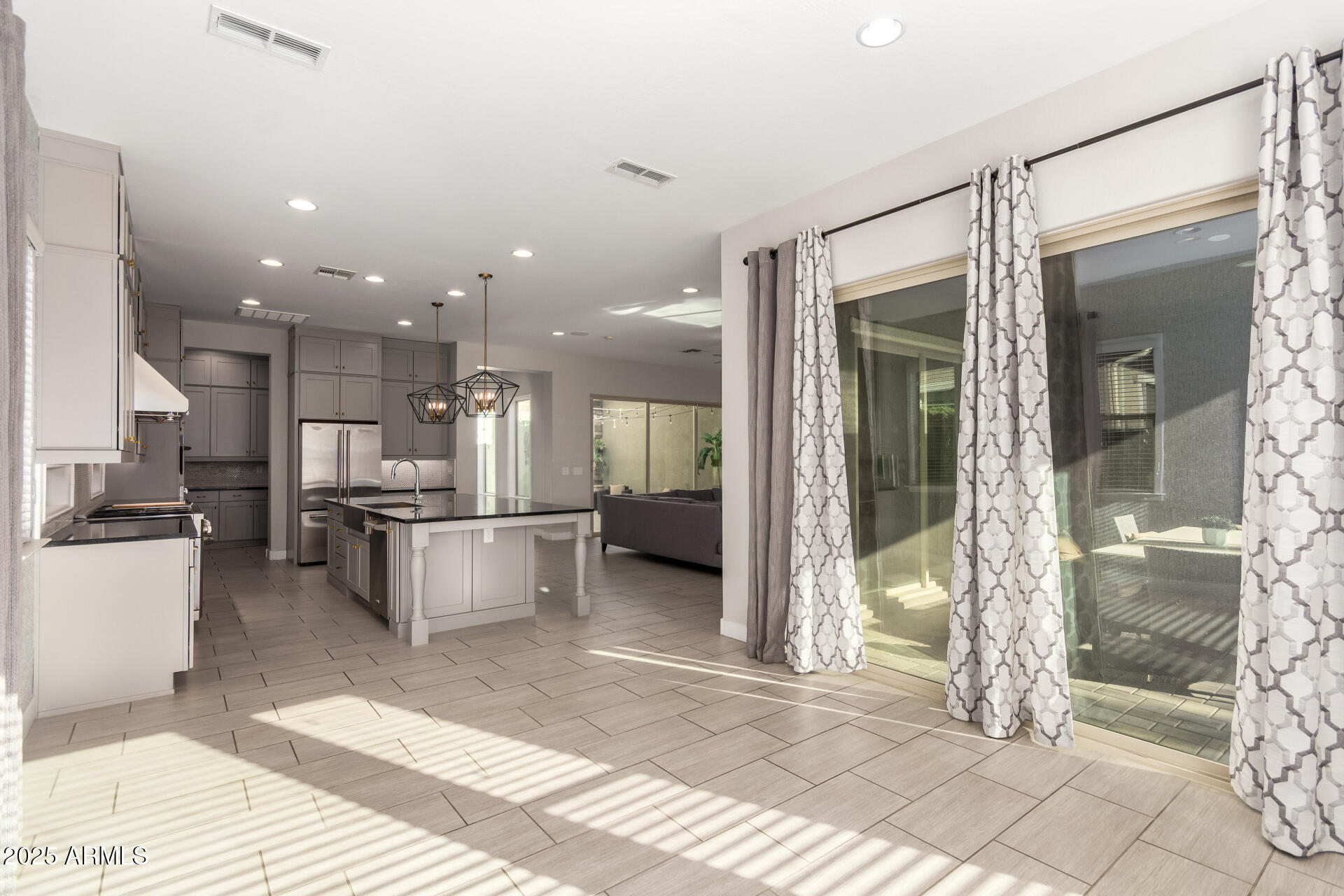 4318 South RedCliffe Drive Gilbert, AZ 85297 - Photo 13 of 110 13 - RedCliffe