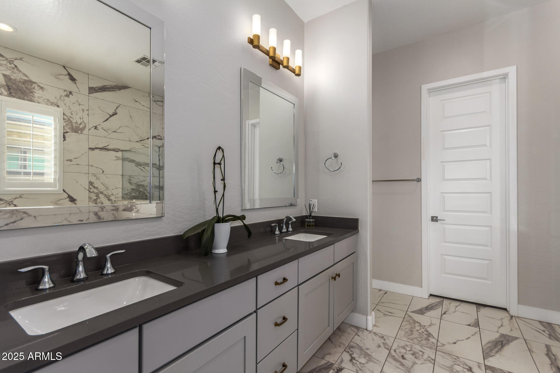 4318 South RedCliffe Drive Gilbert, AZ 85297 - Photo 25 of 110 25 - RedCliffe