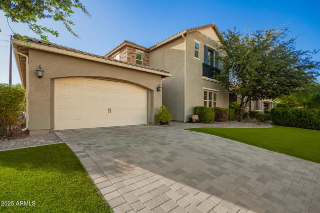 $1,039,000 | 4318 South RedCliffe Drive, Gilbert, AZ 85297