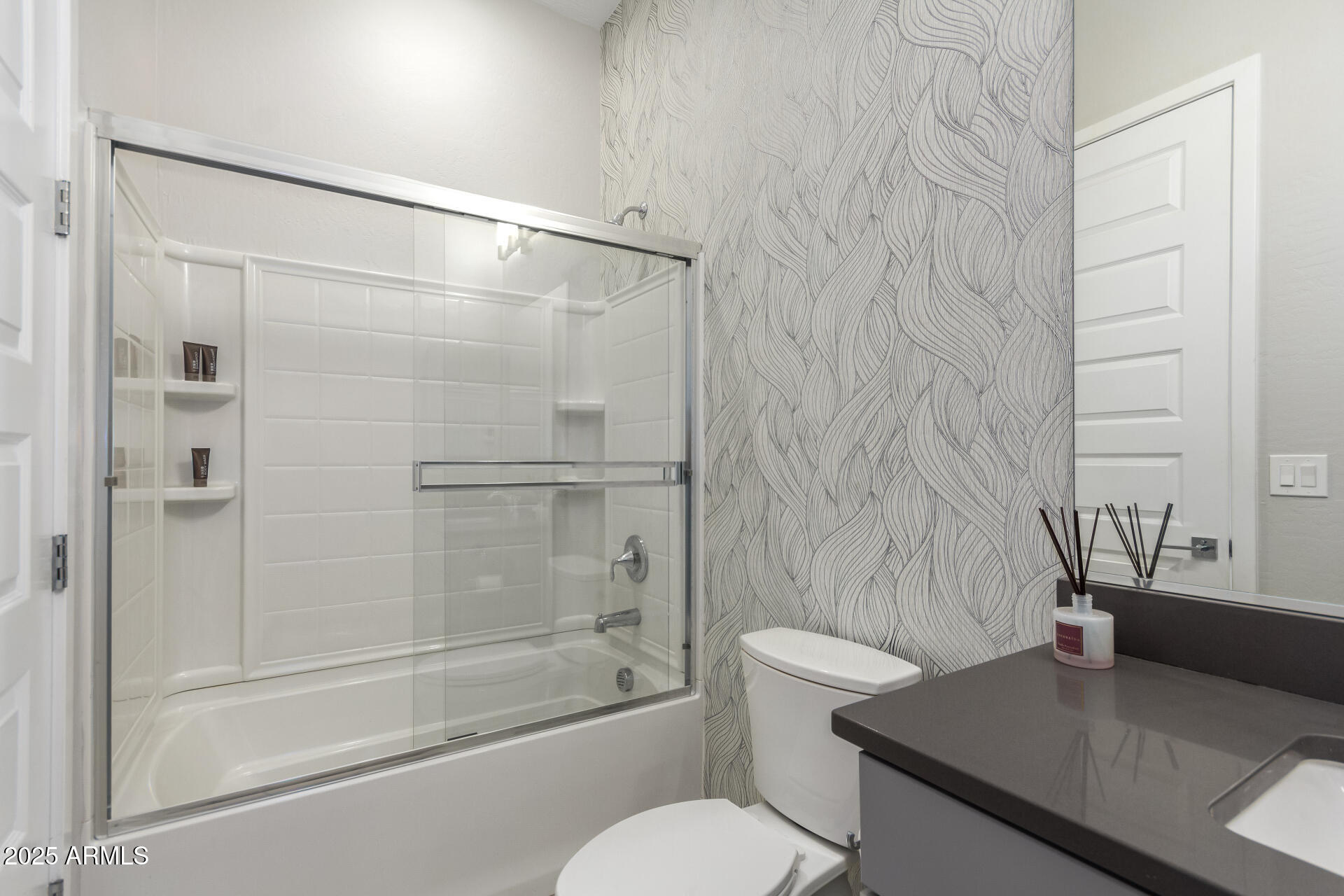 4318 South RedCliffe Drive Gilbert, AZ 85297 - Photo 32 of 110 32 - RedCliffe