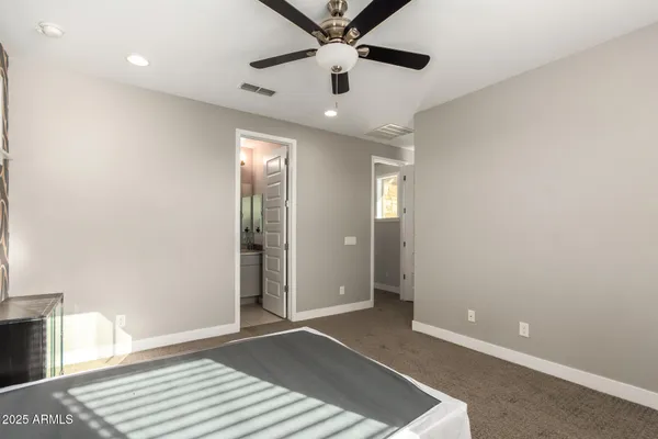 $1,010,000 | 4318 South RedCliffe Drive, Gilbert, AZ 85297