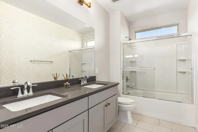 $1,039,000 | 4318 South RedCliffe Drive, Gilbert, AZ 85297