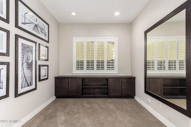 $1,039,000 | 4318 South RedCliffe Drive, Gilbert, AZ 85297