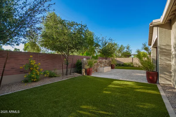 $1,010,000 | 4318 South RedCliffe Drive, Gilbert, AZ 85297