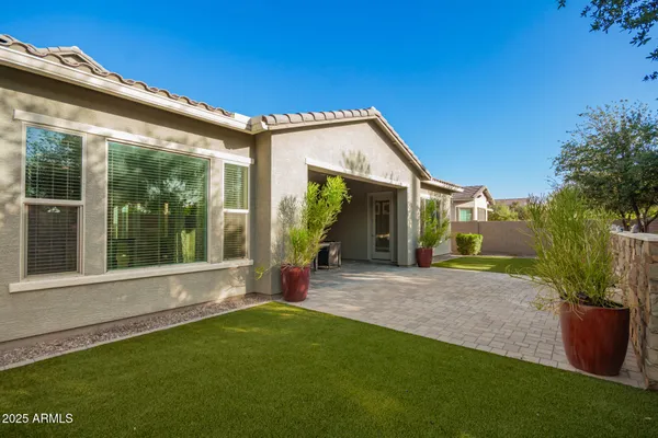 $1,010,000 | 4318 South RedCliffe Drive, Gilbert, AZ 85297