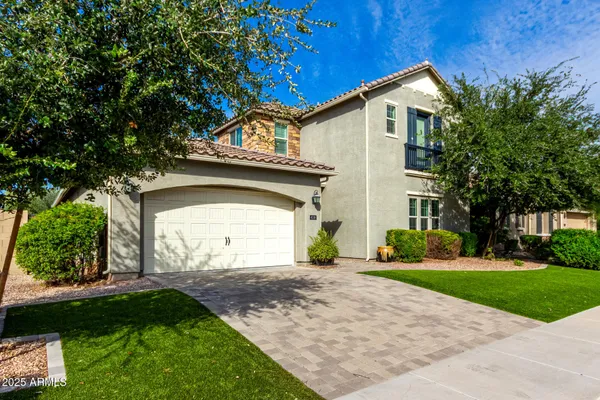 $1,010,000 | 4318 South RedCliffe Drive, Gilbert, AZ 85297