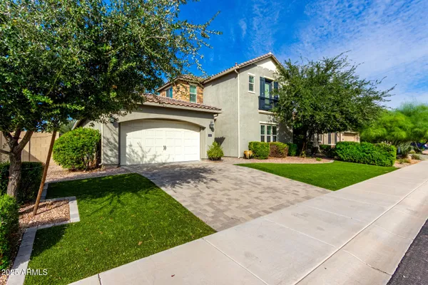 $1,010,000 | 4318 South RedCliffe Drive, Gilbert, AZ 85297