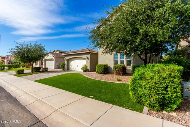 $1,039,000 | 4318 South RedCliffe Drive, Gilbert, AZ 85297
