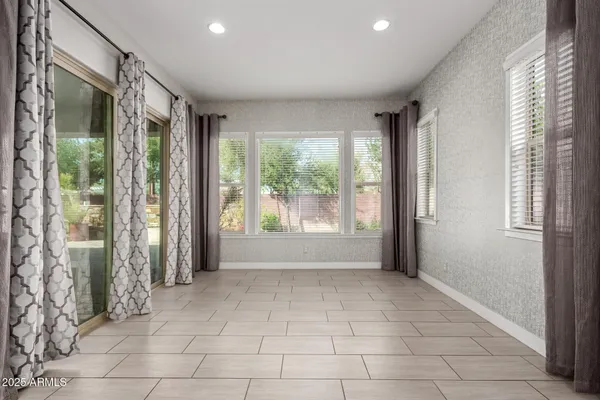 $1,010,000 | 4318 South RedCliffe Drive, Gilbert, AZ 85297