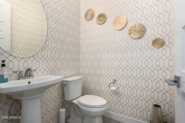 $1,039,000 | 4318 South RedCliffe Drive, Gilbert, AZ 85297