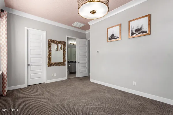 $1,010,000 | 4318 South RedCliffe Drive, Gilbert, AZ 85297