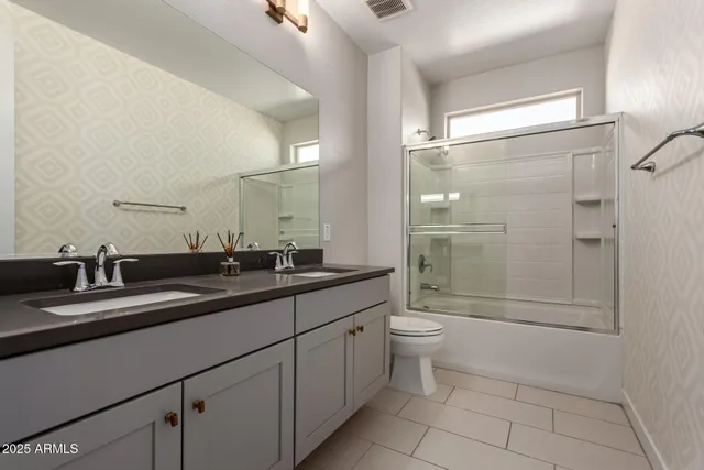 $1,039,000 | 4318 South RedCliffe Drive, Gilbert, AZ 85297