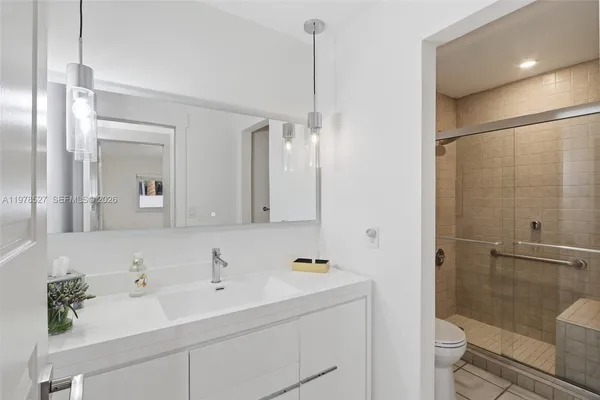 $3,800 | 8105 Southwest 81st Court, Miami, FL 33143